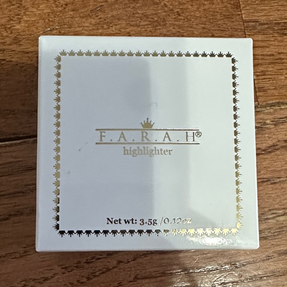 💜2/$10 BUNDLE💜 NWT F.A.R.A.H Highlighter in Zahra